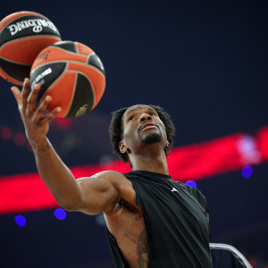 Όταν ήρθε στην Ευρώπη δεν τον έλεγαν Χέιζ-Ντέιβις: Πότε και γιατί... μεγάλωσε το επώνυμό του