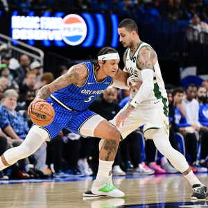 Οι Μάτζικ τελείωσαν το σερί των Μπακς