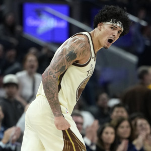 Επεισοδιακή νίκη για τους Πίστονς, με clutch Σάντος οι Γουόριορς