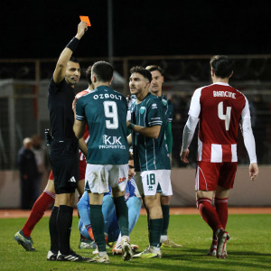 Πολλά τα παράπονα του Λεβαδειακού για τον Φωτιά - Περιμένει την αντίδραση των αρμοδίων