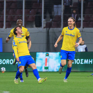 Τι έβαλε ο Εστεμπάν! Με βολ πλανέ ο Ισπανός κάνει το 0-2 για τον Παναιτωλικό (video)