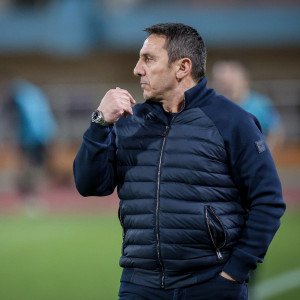 Παπαδόπουλος: «Ήμασταν αφελείς - Να κρατήσουμε την τέταρτη θέση με νύχια και με δόντια»