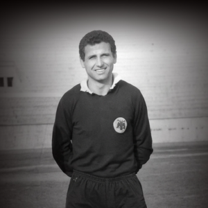 Πέθανε ο Βαγγέλης Πετράκης