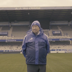 Σάλος με δηλώσεις σπουδαίου προπονητή: «Οι γυναίκες έχουν φαρδιούς γοφούς για να γεννούν, όχι για να παίζουν ποδόσφαιρο»