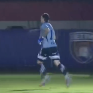 Απίστευτο σκηνικό στην Βραζιλία: Τερματοφύλακας άφησε κενή την εστία του και έτρεξε στην τουαλέτα (video)