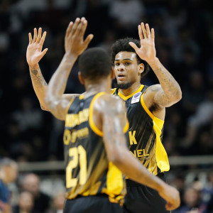 Αναχωρεί για Κρήτη η ΑΕΚ με το βλέμμα στη «μάχη» με τον Ολυμπιακό