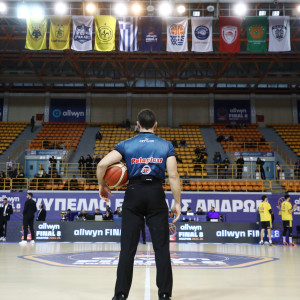 Αδελφός υψηλόβαθμου στελέχους της Κυβέρνησης είναι ανερχόμενος διαιτητής - Σφύριζε στο Final 8