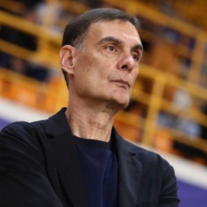 Μπαρτζώκας: «Μας διευκόλυναν οι απουσίες της ΑΕΚ, ήμασταν σοβαροί, δεν έχω ενημέρωση για τον Τζόουνς»