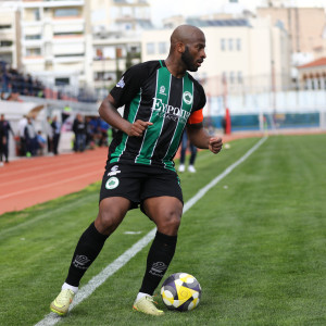 Η Μαρκό καταγγέλει ρατσιστική επίθεση στον Σεμπά από οπαδό του Πανιωνίου! (video)