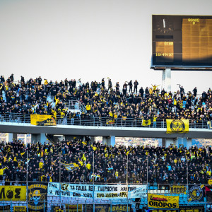 Ο κόσμος της ΑΕΚ ετοιμάζει «απόβαση» στο Πανθεσσαλικό - Όλα τα διαθέσιμα εισιτήρια ζήτησε η Ένωση