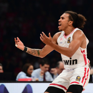 Ο λόγος που ο Γουόρντ έκλεισε τα social media του