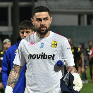 Ευτυχώς που ήταν πάλι εκεί ο Αθανασιάδης για τον Άρη