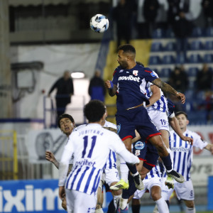 Η τρομερή κεφαλιά του Τεσέιρα που χάρισε στον Πανσερραϊκό τον βαθμό της ισοπαλίας (video)