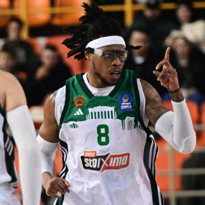 Χολμς: «Παίξαμε σαν ομάδα, ο Χέιζ-Ντέιβις είναι εξαιρετική προσθήκη»