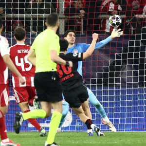 Νέα μυθική απόκρουση από τον Τζολάκη (video)