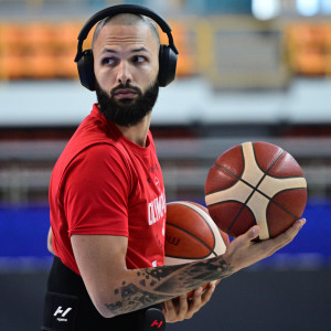 Φουρνιέ: «Θα κερδίσει αυτός που το θέλει περισσότερο κι αυτοί πρέπει να είμαστε εμείς»