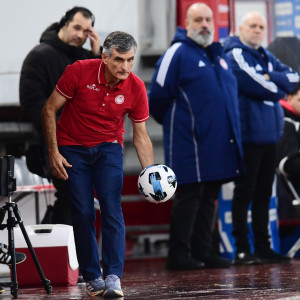 Αυτή τη φορά η μπάλα κύλησε στο χορτάρι όπως ήθελε ο Μεντιλίμπαρ...