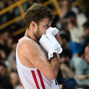 Βεζένκοβ: «Είναι ντροπή...»