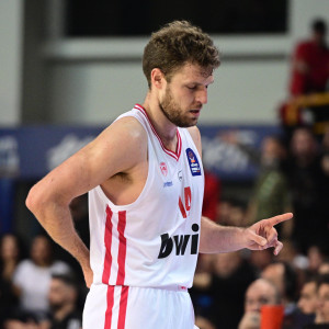 Ολυμπιακός χωρίς Βεζένκοβ: Η πρώτη του απουσία μετά από 55 ματς