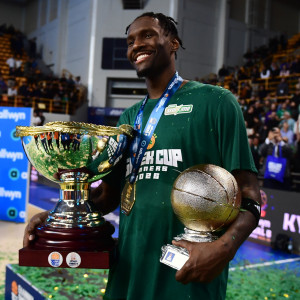 He came, he saw, he conquered: Ο Χέιζ-Ντέιβις μέσα σε πέντε ημέρες έφερε το NBA στον Παναθηναϊκό