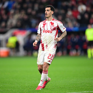 Ωραία κομπίνα για τον Ολυμπιακό, το σουτ του Τσικίνιο πέρασε λίγο άουτ (video)