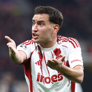 Έσε: «Να είμαστε περήφανοι για τη φετινή ευρωπαϊκή πορεία του Ολυμπιακού»