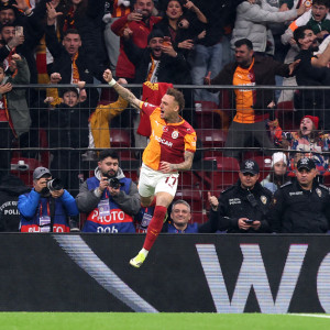 Η Γαλατασαράι... σκόρπισε την Γιουβέντους με «πεντάρα» κι είναι αγκαλιά με την πρόκριση!