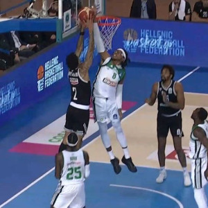 Η απίθανη τάπα του Χολμς στον Μέλβιν (video)