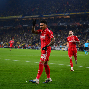 Η εντυπωσιακή Νότιγχαμ «άλωσε» την Κωνσταντινούπολη, έριξε τρία γκολ στη Φενέρμπαχτσε