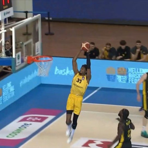 Ο Μποχωρίδης ύψωσε και ο Κώστας Αντετοκούνμπο κάρφωσε δυναμικά (video)