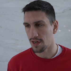 Λαρεντζάκης: «Είμαστε καλά και πιστεύω ότι έχουμε αρκετές πιθανότητες να κατακτήσουμε τον τίτλο»