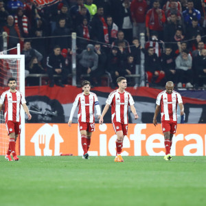 Ο Ολυμπιακός έμεινε «άσφαιρος» για τρίτο σερί ματς μετά από 16 χρόνια!