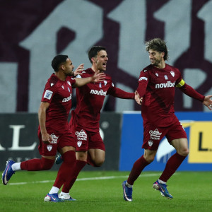 Ο Σαγάλ «εκτελεί» τον Παβλένκα και ισοφαρίζει για την ΑΕΛ Novibet (video)