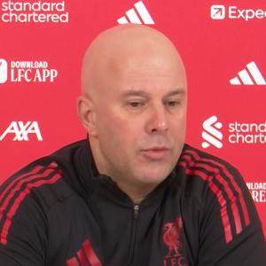 Η σκληρή κριτική του Σλοτ για τον ρατσισμό στο ποδόσφαιρο - «Πρέπει να κάνουμε περισσότερα απ’ ό,τι κάνει συνολικά η κοινωνία»