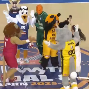 Χορευτικό σόου στο Allwyn Final 8: Όλες οι μασκότ μαζί πριν το Ηρακλής - Μύκονος (video)