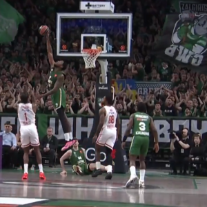 Η μεγαλοπρεπής τάπα του Ράιτ σε σουτ του Νιλικίνα (video)