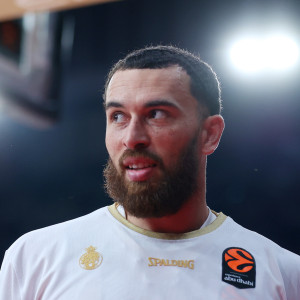 Η πρώτη αντίδραση του Τζέιμς μετά τη... μανούρα με τον Οκόμπο