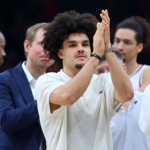 Με νέο λουκ ο Χιφί - Η φωτογραφία που ανέβασε (photo)