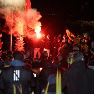 Χαμός στην υποδοχή της ΑΕΚ στο Βόλο! (photos)