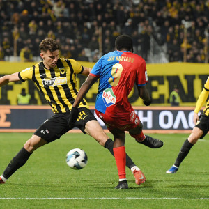 Ο Ρέλβας με buzzer beater έσωσε τον βαθμό για την ΑΕΚ στο Βόλο