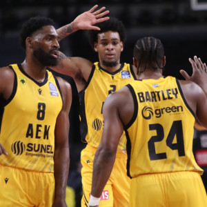Η ομάδα μπάσκετ της ΑΕΚ πήγε στην Allwyn Arena για το ματς της Ένωσης με την ΑΕΛ Novibet