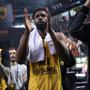 Ο Κισόν Φίζελ στο Athletiko: «Ταβάνι της ΑΕΚ είναι ο ουρανός»