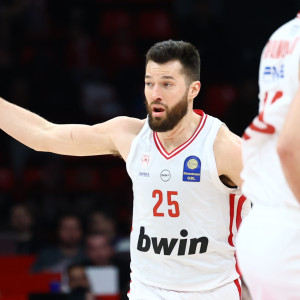 MVP της αγωνιστικής στην Stoiximan GBL ο Άλεκ Πίτερς (video)