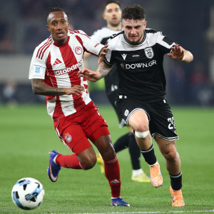 Το γυρίζει μέχρι να γυρίσουν, αντέχει μέχρι να μην τον αντέχουν