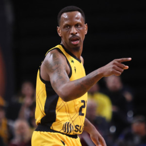 Ο Τζέιμς Νάναλι στο Athletiko: «Δεν υπάρχει όριο στο πόσο μακριά μπορεί να φτάσει η ΑΕΚ»