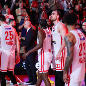 Πάθος στο παρκέ και στην εξέδρα: Η παρακάμερα του Ολυμπιακού στο Μονακό (video)