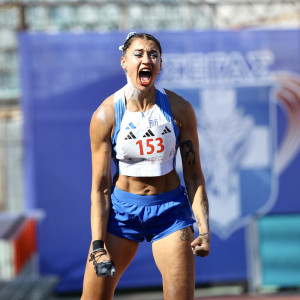 Παγκόσμιο κλειστού: Πρόσκληση για τη Ντραγκομίροβα, η πρώτη Ελληνίδα αθλήτρια συνθέτων στον θεσμό