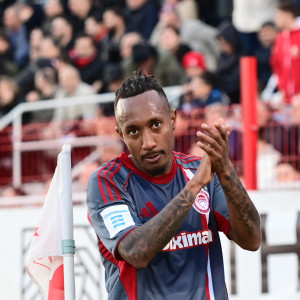 Το άγχος για τη νίκη ήταν πιο μεγάλο εμπόδιο από τον Πανσερραϊκό