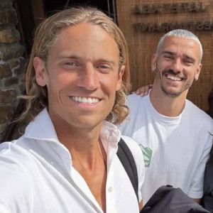 Άμα δεν υπολογίζεις το χρήμα - Γκριεζμάν και Γιορέντε γιόρτασαν την πρόκριση στον τελικό του Copa del Rey με κρασί αδιανόητης αξίας