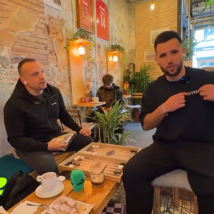 «BACK2ΜΠΑΚ»: Ο Βασίλης Μπακόπουλος για τη ρεβάνς του Copa Del Rey ανάμεσα σε Μπαρτσελόνα και Ατλέτικο Μαδρίτης (video)